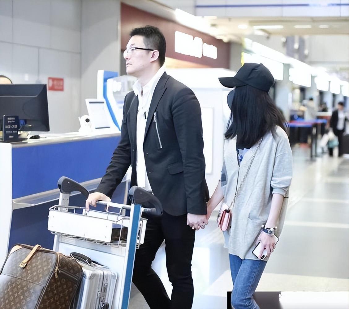 世界杯直播软件官网下载安装-钱再多也没用！向太曝马伊琍已再婚，原来当年文章过不了心里那关