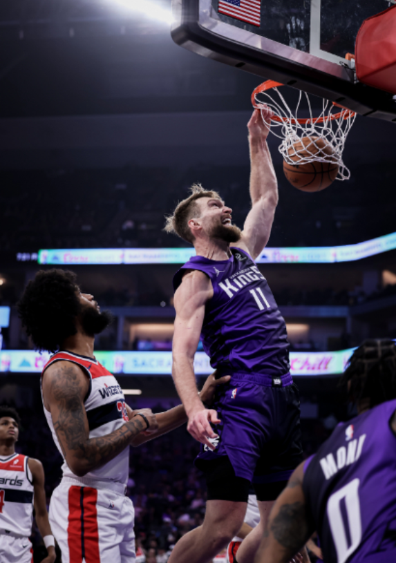 世界杯赛事直播地址-时隔7年梦回巅峰，威少26+6+6记三分，国王轻取奇才豪取四连胜