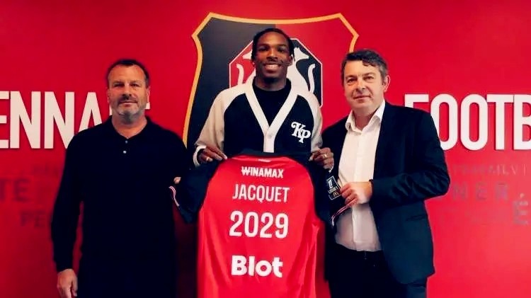 “范戴克接班人”来了，利物浦花了多少冤枉钱？